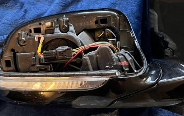 Как снять боковое зеркало Kia Rio: Пошаговая инструкция по разборке и демонтажу