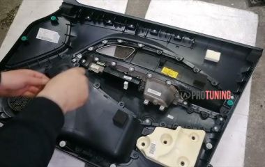 Замена заднего стекла Kia Rio: пошаговая инструкция и советы