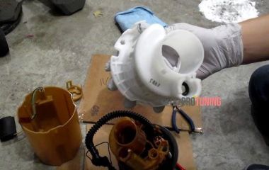 Замена бензонасоса на Киа Рио 1: Пошаговая инструкция по снятию бензонасоса