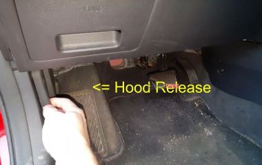 Как открыть капот Kia Rio 3 и Kia Rio 4 снаружи: пошаговая инструкция