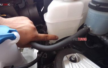 Замена охлаждающей жидкости и тосола для Киа Рио 2: пошаговое руководство